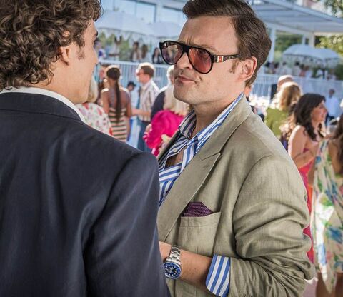 Adam Jezierski as Hugo Farad with the Rolex Submariner Smurf in Los Farad (2023)