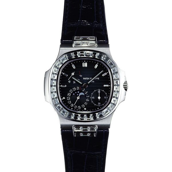 File:Patek Philippe Nautilus 5724G-001 watch.jpg