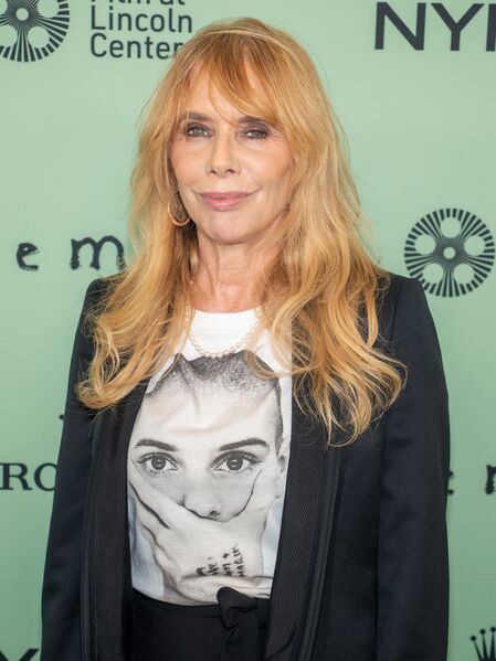 File:Rosanna Arquette portrait.jpg