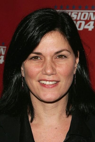 File:Linda Fiorentino portrait.jpg