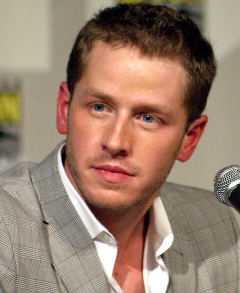 File:Josh Dallas portrait.jpg