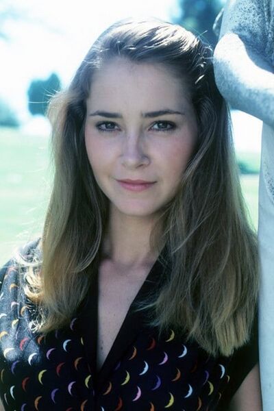 File:Lisa Eilbacher portrait crop.jpg