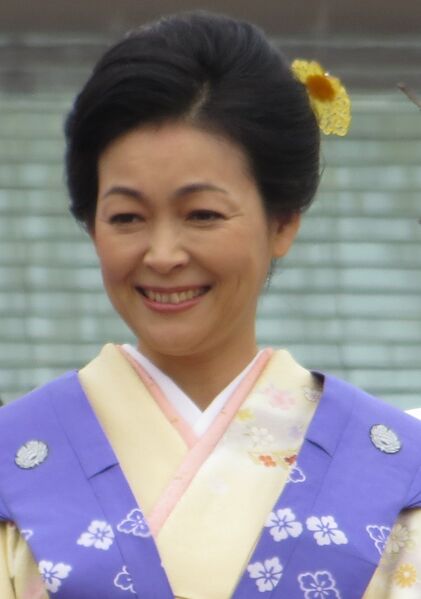 File:Naomi Zaizen portrait.jpg