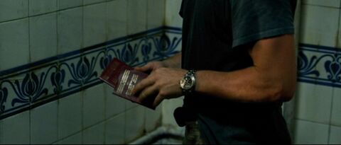 Matt Damon as Jason Bourne with the TAG Heuer Link Chronograph in The Bourne Supremacy (2004)
