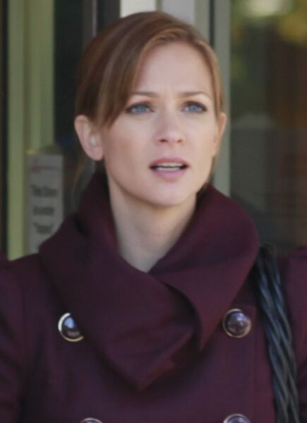 File:A.J. Cook.jpg
