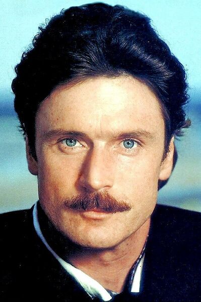 File:Patrick Bergin portrait.jpg