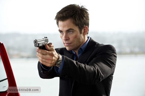Chris Pine as FDR Foster with the Rolex Daytona in This Means War (2012)