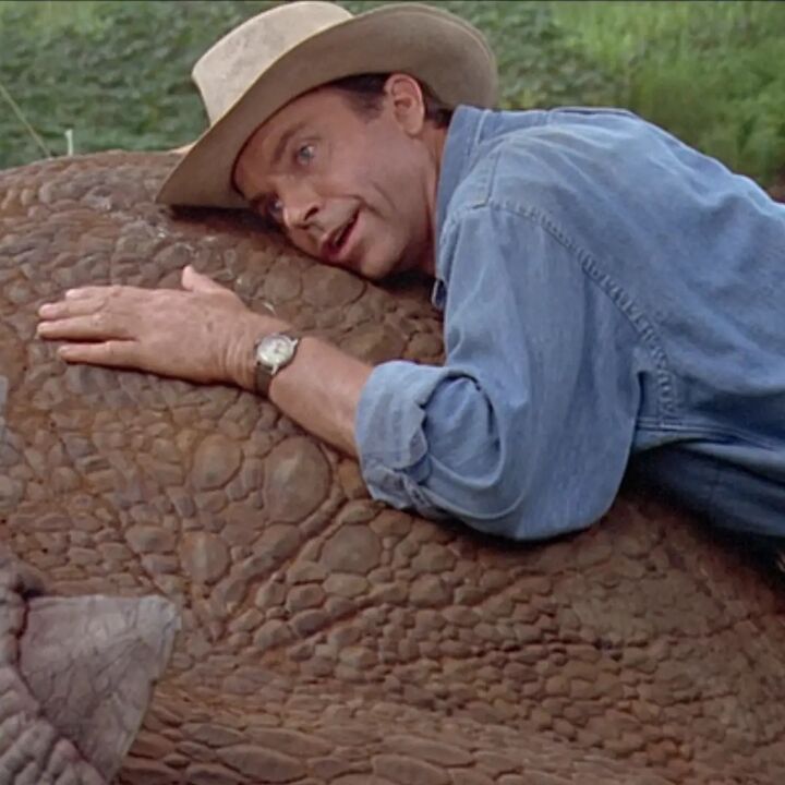Sam Neill as Alan Grant wearing a probable Waltham military field watch in Jurassic Park