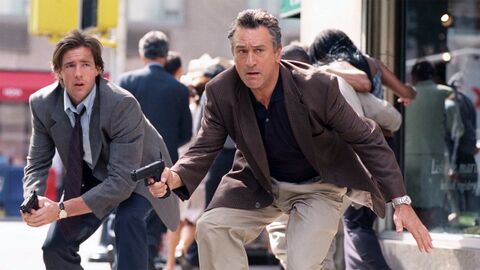 Robert De Niro as Eddie Flemming with the Rolex Daytona in 15 Minutes (2001)