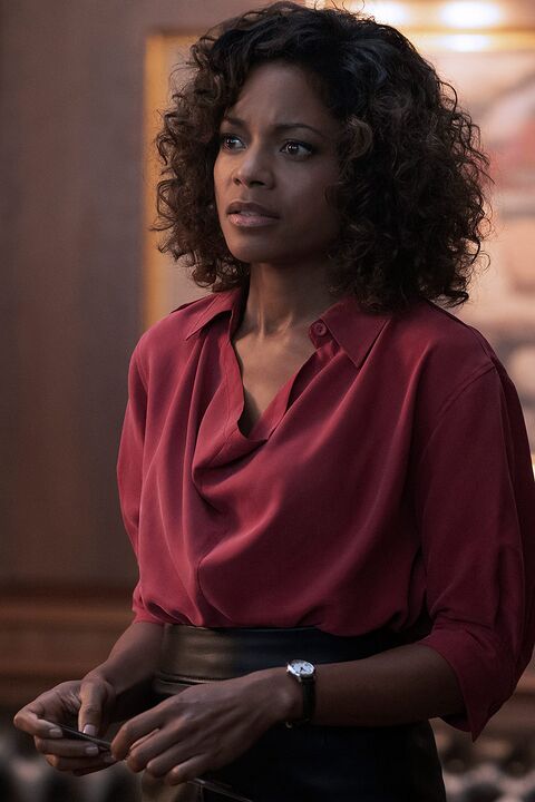 Naomie Harris as Eve Moneypenny with the Omega De Ville Prestige 424.13.27.60.52.002 in No Time to Die (2021)