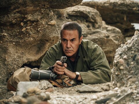 José Garcia as Virgile Hiriart with the Lip Himalaya in Totems (2022)