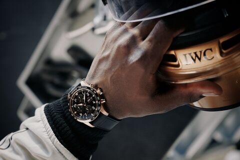 Damson Idris as Joshua Pearce with the IWC Pilot's Watch Chronograph 41 IW388309 in F1 (2025)