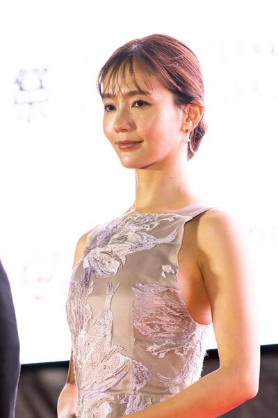 File:Yuri Nakamura portrait.jpg