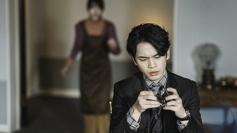 Kosuke Suzuki as Shion Saionji with the Panerai Luminor Due 42mm PAM01249 in Serebu Danshi wa Te ni Oemasen (2024)