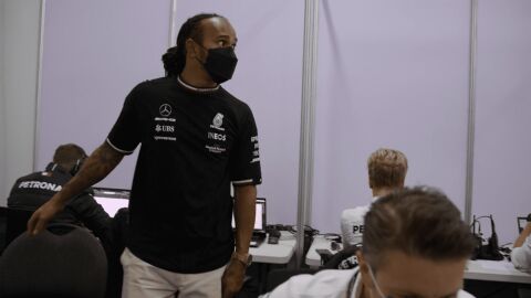 Lewis Hamilton as Lewis Hamilton with the IWC Big Pilot's Watch Top Gun Mojave Desert IW506003 in Formula 1: Drive to Survive (2019)