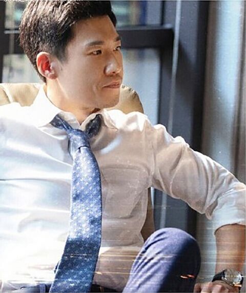 Wang Xiao as Yang Ke with the Omega Seamaster Aqua Terra in My Best Friend's Story (2020)