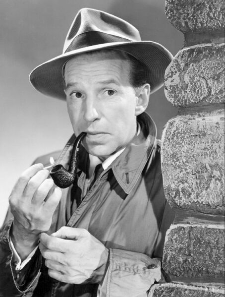 File:Lloyd Nolan portrait.jpg