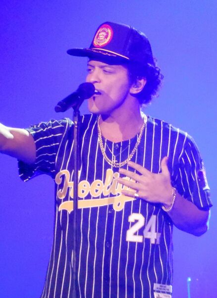 File:BrunoMars24KMagicWorldTourLive (cropped).jpg
