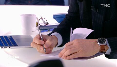 Yann Barthès as Host with the Jaeger-LeCoultre Master Mariner in Quotidien (2016)