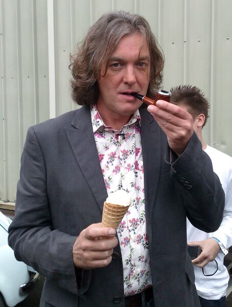 File:James May portrait.jpg