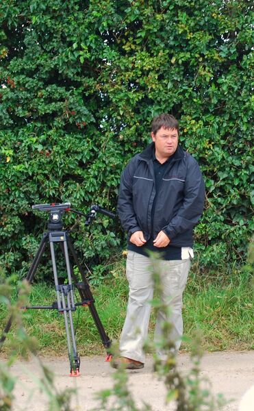 File:Mike Brewer portrait.jpg