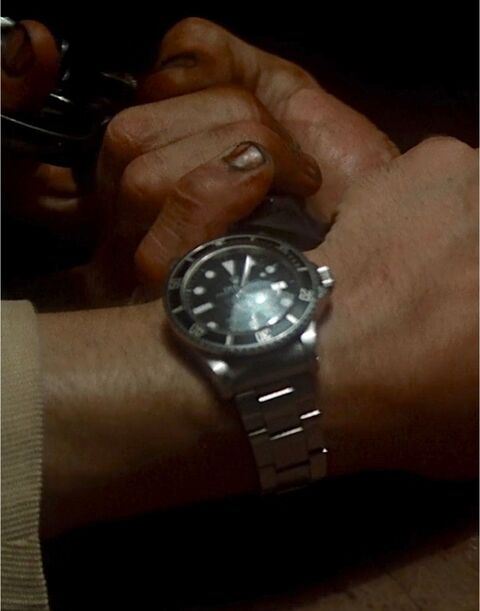 Robert De Niro as Michael "Mike" Vronsky with the Rolex Sea-Dweller 1665 in The Deer Hunter (1978)