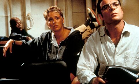 Sharon Stone as Dr. Beth Halperin with the Rolex Submariner in Sphere (1998)