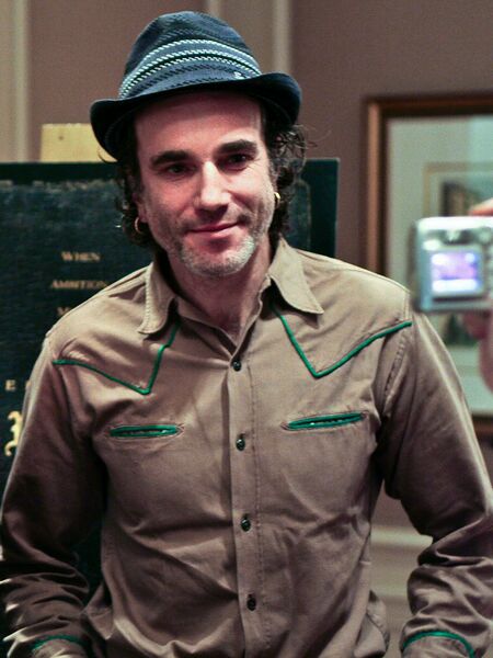 File:Daniel Day-Lewis.jpg