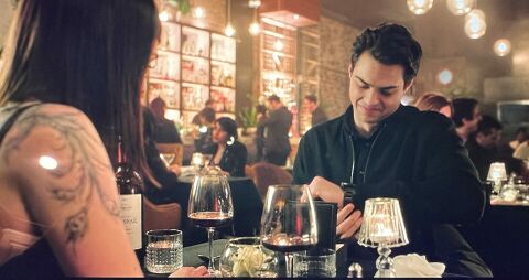 Noah Centineo as Owen Hendricks with the Garmin D2 Delta PX in The Recruit (2022)