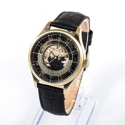 Product view of SuperGroupies Arisen Model Watch Dragons Dogma 2