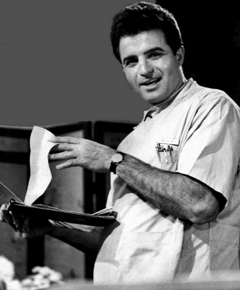 File:Vince Edwards portrait crop.jpg