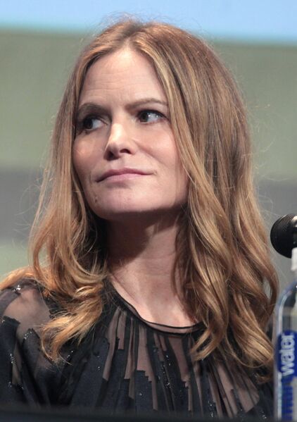 File:Jennifer Jason Leigh.jpg