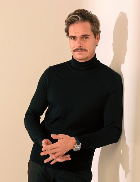 File:Tony Dalton portrait.jpg