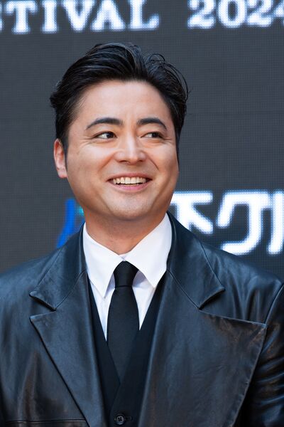 File:Takayuki Yamada portrait.jpg