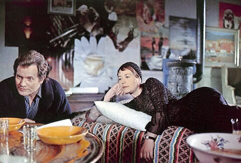 Annie Girardot as Marie-Louise Boursault with the Cartier Tank in Les Feux de la Chandeleur (1972)