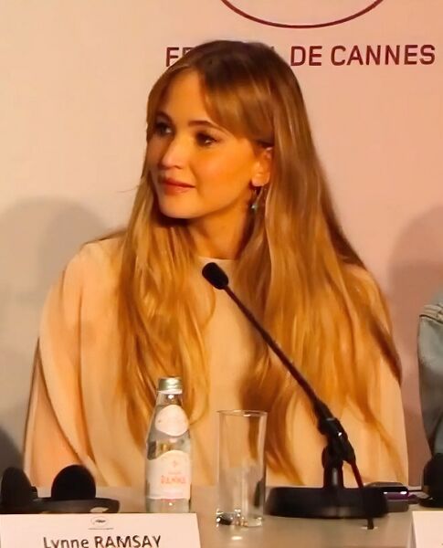File:Jennifer Lawrence portrait.jpg