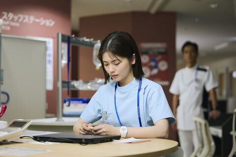 Fuka Koshiba as Mizuki Takino with the Casio Baby-G BGD-565 in The 19th Medical Chart (2025)