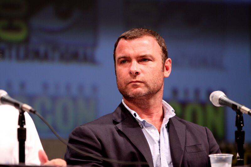 File:Liev Schreiber portrait.jpg