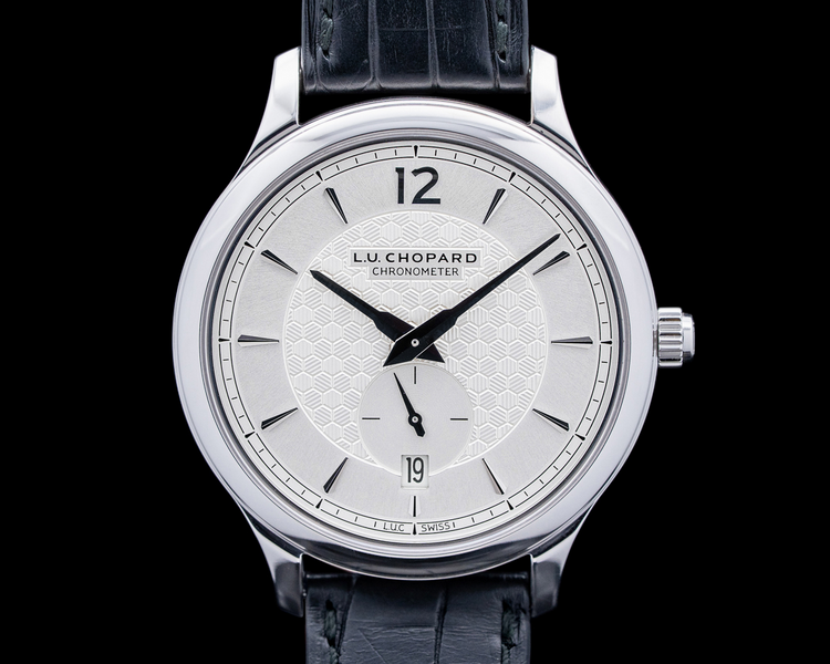 File:Chopard L.U.C XPS 1860 Officer.png