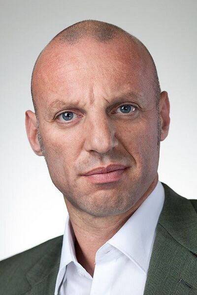 File:Tomi May portrait.jpg