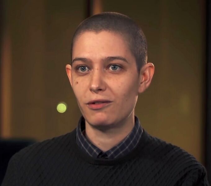 File:Asia Kate Dillon portrait.jpg