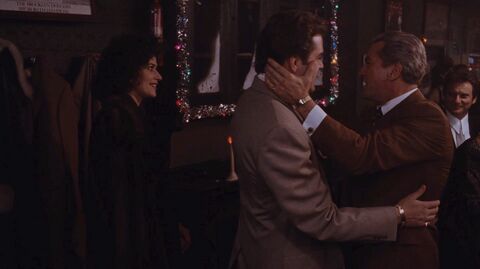 Robert De Niro as Jimmy Conway with the Hamilton tonneau dress watch in Goodfellas (1990)