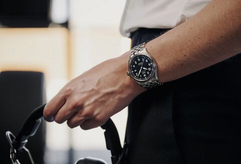 Kerry Condon as Kate McKenna with the IWC Pilot's Watch Automatic 36 in F1 (2025)