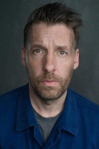 File:Craig Parkinson portrait.jpg