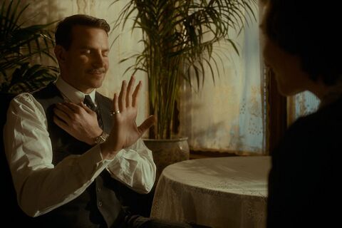 Bradley Cooper as Stanton Carlisle with the Hamilton Hastings 1928 in Nightmare Alley (2021)