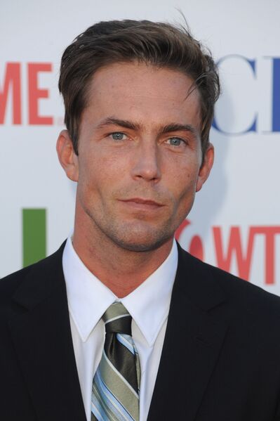 File:Desmond Harrington.jpg