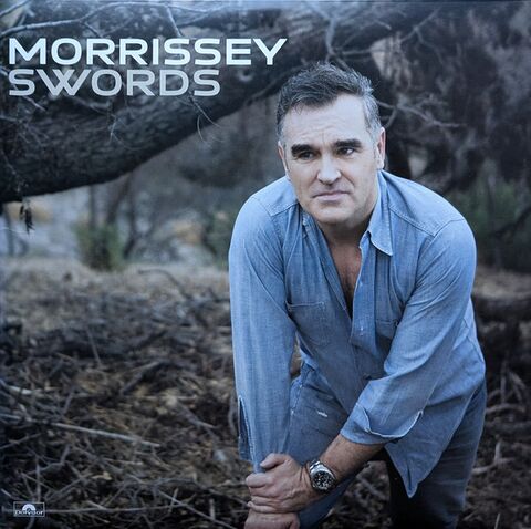 Morrissey as Himself with the Panerai Luminor Submersible PAM00170 in Swords (2009)
