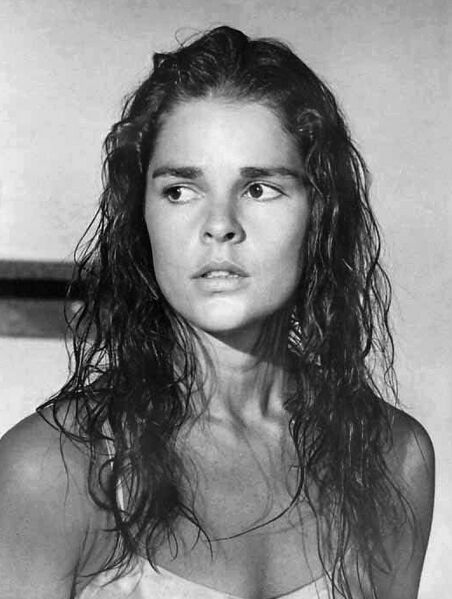 File:Ali MacGraw portrait crop.jpg