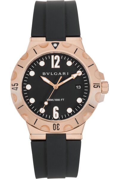 File:Bvlgari Diagono Professional 102326 watch.jpg