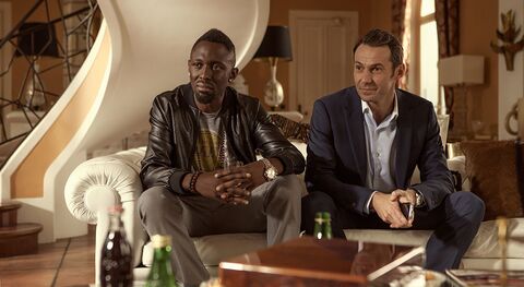 Thomas Ngijol as Franklin Ebagé with the Karl Lagerfeld Karl 7 in Fastlife (2014)